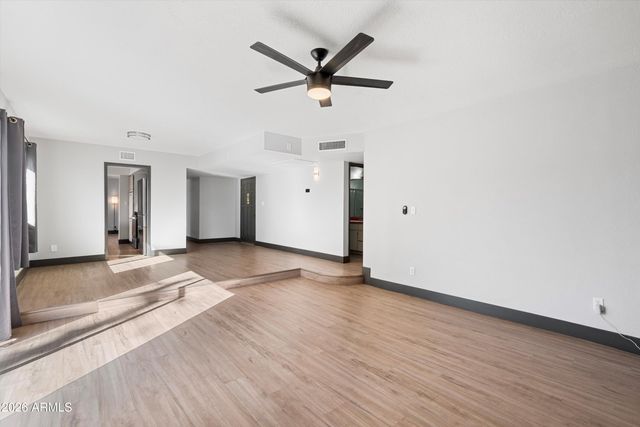 3817 W HARMONT Drive, Phoenix, AZ 85051