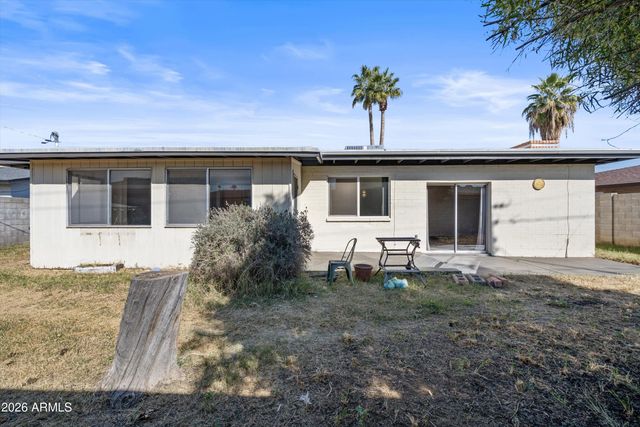 3817 W HARMONT Drive, Phoenix, AZ 85051