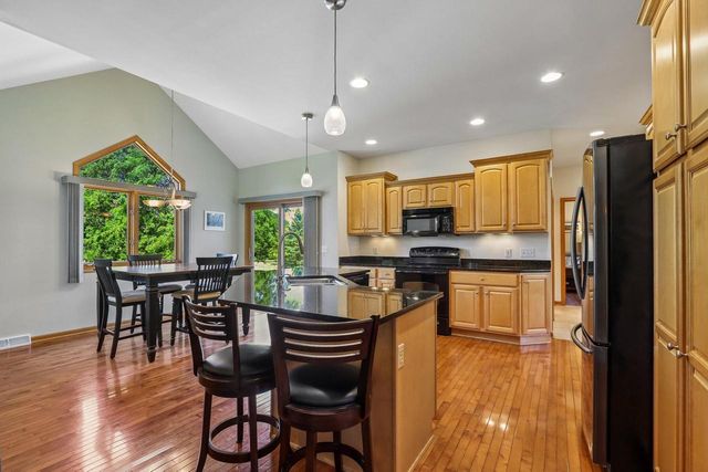 5120 Old Farm ROAD, Racine, WI 53402