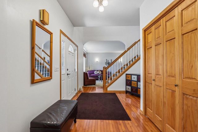 5120 Old Farm ROAD, Racine, WI 53402
