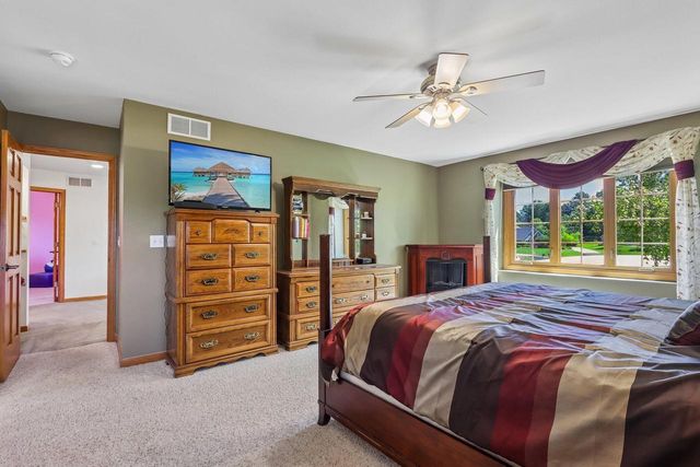 5120 Old Farm ROAD, Racine, WI 53402