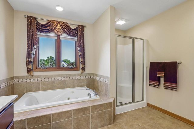 5120 Old Farm ROAD, Racine, WI 53402