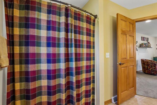 5120 Old Farm ROAD, Racine, WI 53402