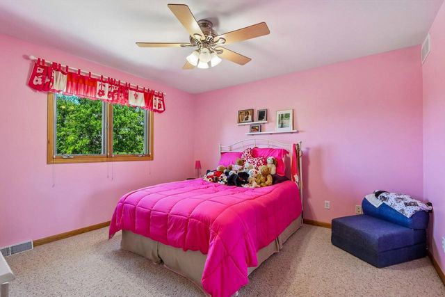 5120 Old Farm ROAD, Racine, WI 53402