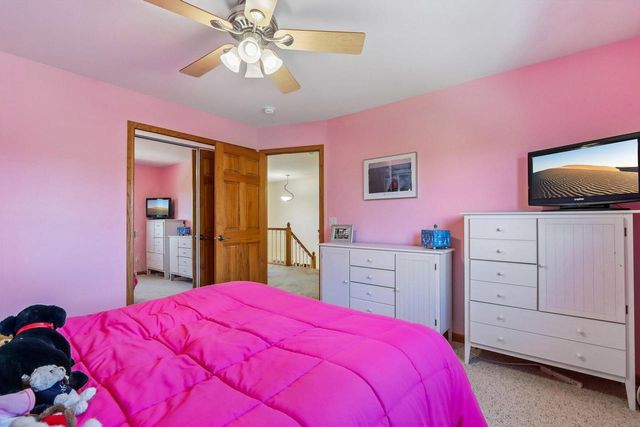 5120 Old Farm ROAD, Racine, WI 53402