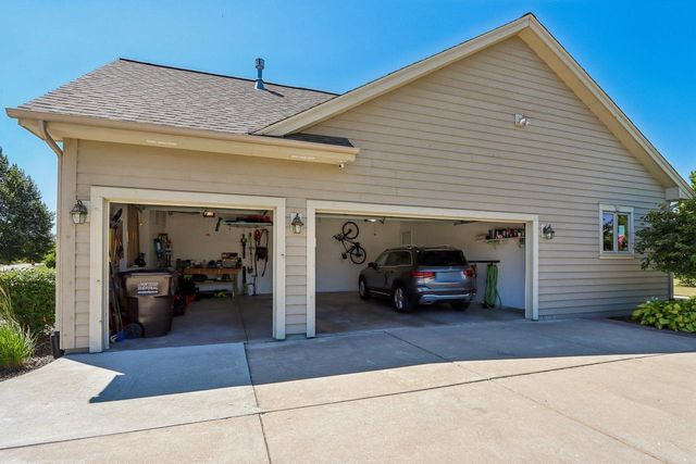 5120 Old Farm ROAD, Racine, WI 53402