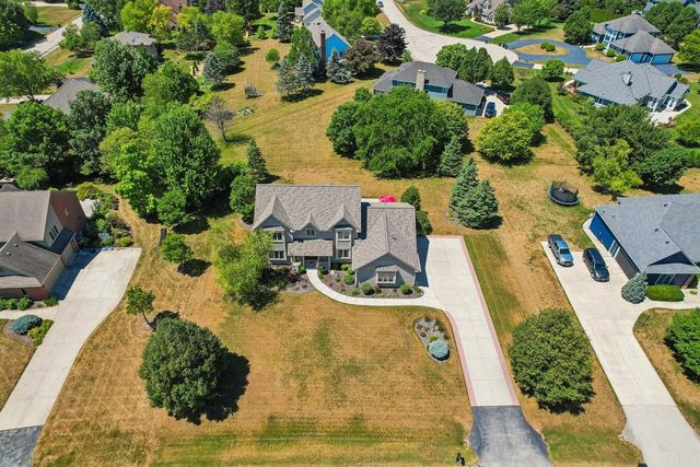 5120 Old Farm ROAD, Racine, WI 53402