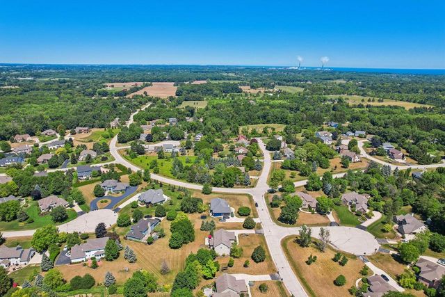 5120 Old Farm ROAD, Racine, WI 53402
