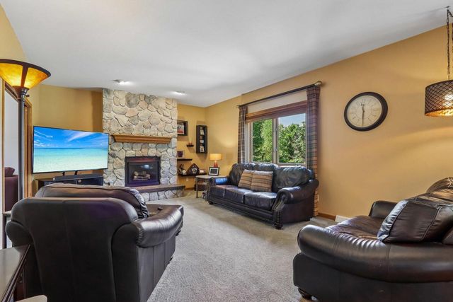 5120 Old Farm ROAD, Racine, WI 53402