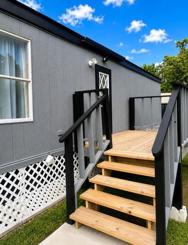 236 County Road 4502, Dayton, TX 77535