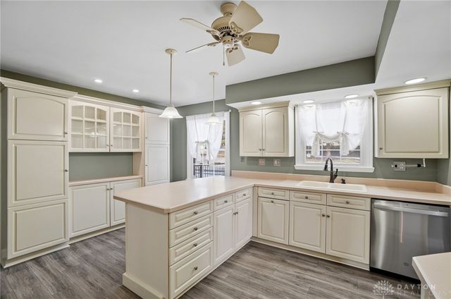 6808 Saint Laurent Circle, Dayton, OH 45459