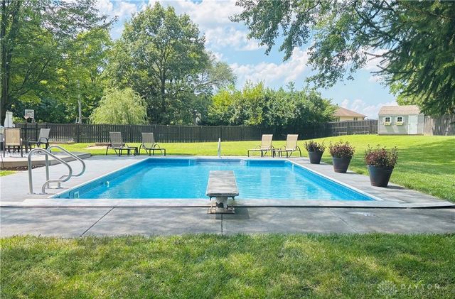 6808 Saint Laurent Circle, Dayton, OH 45459