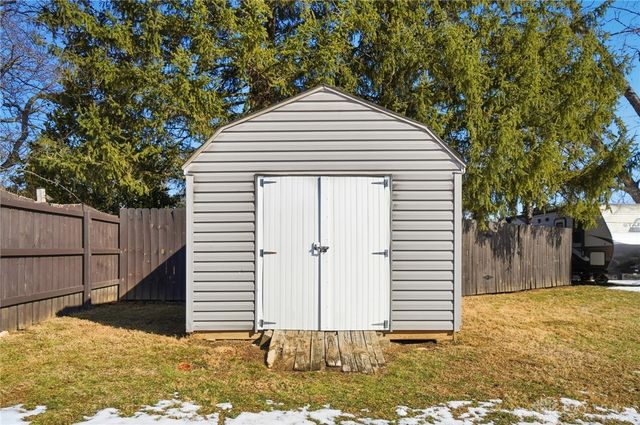 6808 Saint Laurent Circle, Dayton, OH 45459