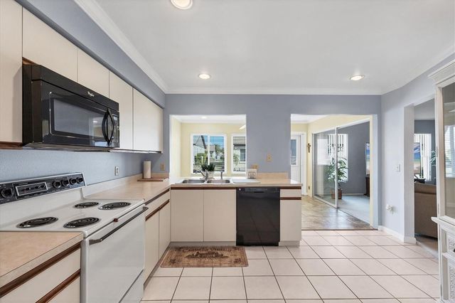 618 DEERWOOD AVENUE, Englewood, FL 34223