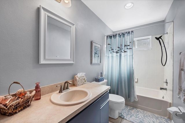 618 DEERWOOD AVENUE, Englewood, FL 34223