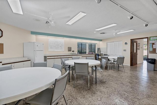 618 DEERWOOD AVENUE, Englewood, FL 34223