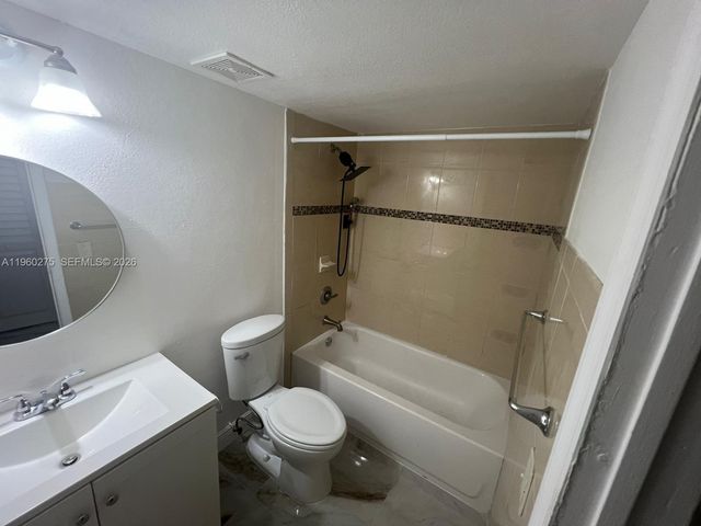 3611 SW 117th Ave 10-303, Miami, FL 33175