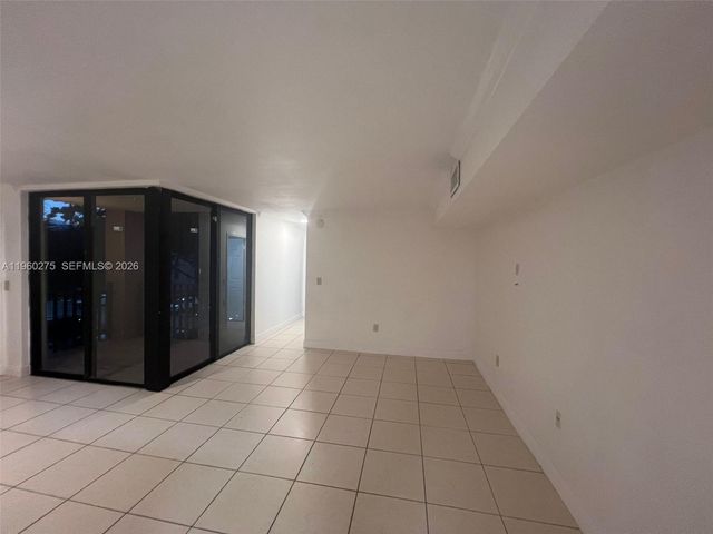 3611 SW 117th Ave 10-303, Miami, FL 33175