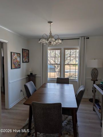 5623 Wood Ridge Road, Wilmington, NC 28409