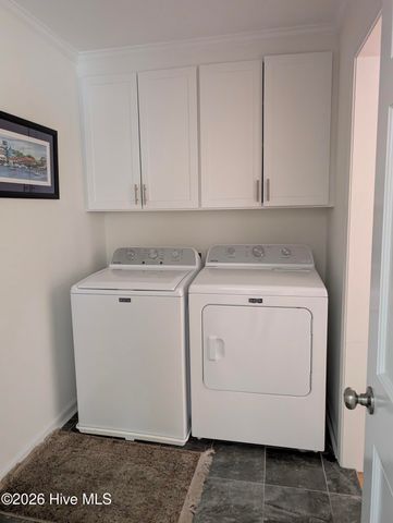 5623 Wood Ridge Road, Wilmington, NC 28409