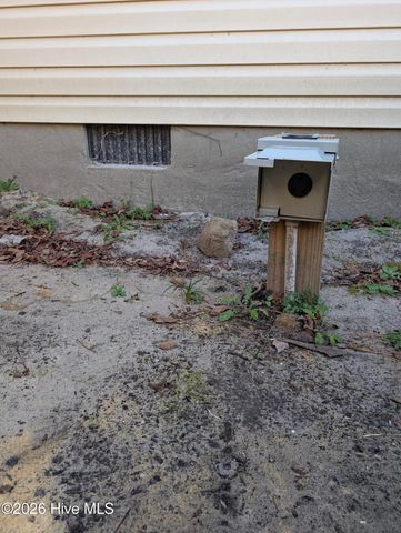 5623 Wood Ridge Road, Wilmington, NC 28409