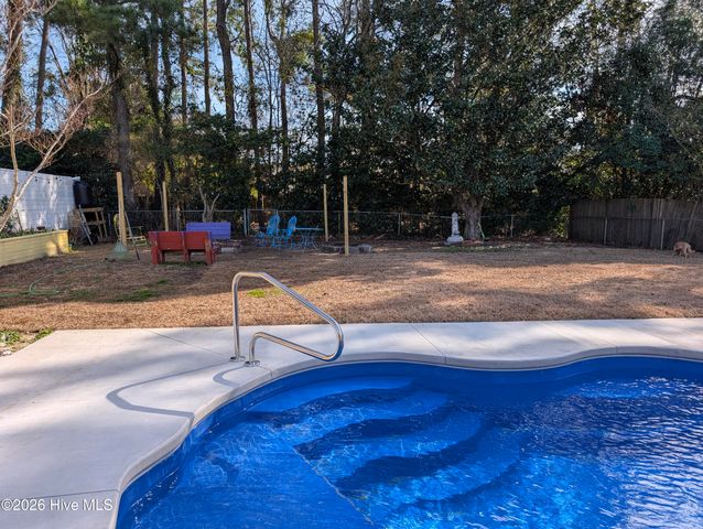 5623 Wood Ridge Road, Wilmington, NC 28409