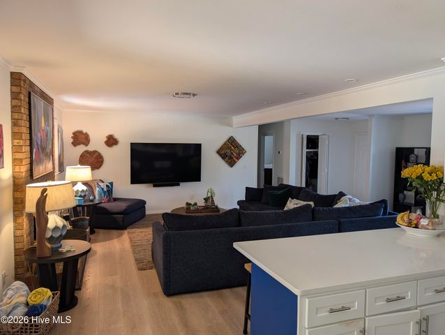 5623 Wood Ridge Road, Wilmington, NC 28409