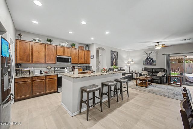 859 W HARVEST Road, San Tan Valley, AZ 85140