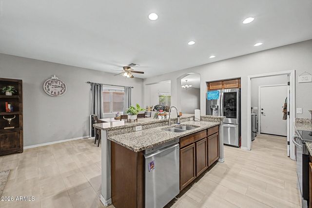 859 W HARVEST Road, San Tan Valley, AZ 85140
