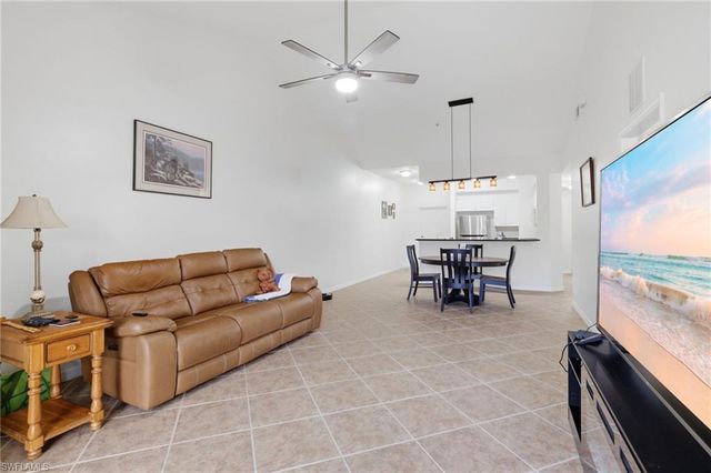 1108 Winding Pines CIR 201, Cape Coral, FL 33909