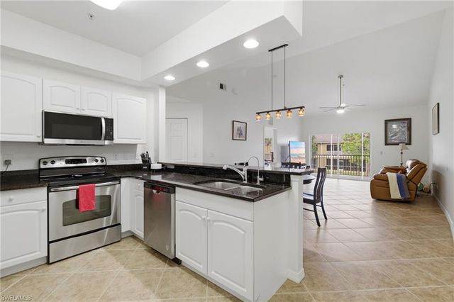 1108 Winding Pines CIR 201, Cape Coral, FL 33909
