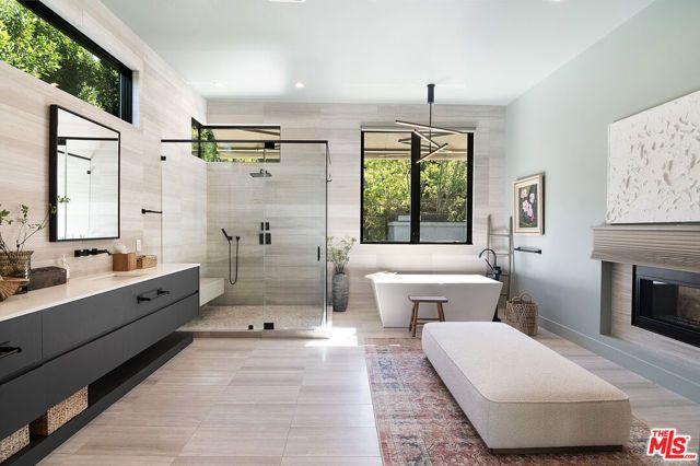 14840 Sutton Street, Sherman Oaks, CA 91403