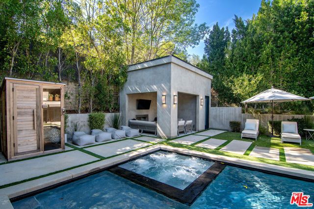 14840 Sutton Street, Sherman Oaks, CA 91403