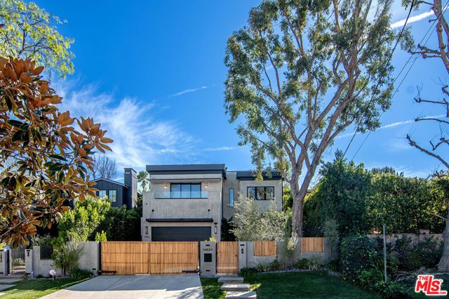14840 Sutton Street, Sherman Oaks, CA 91403