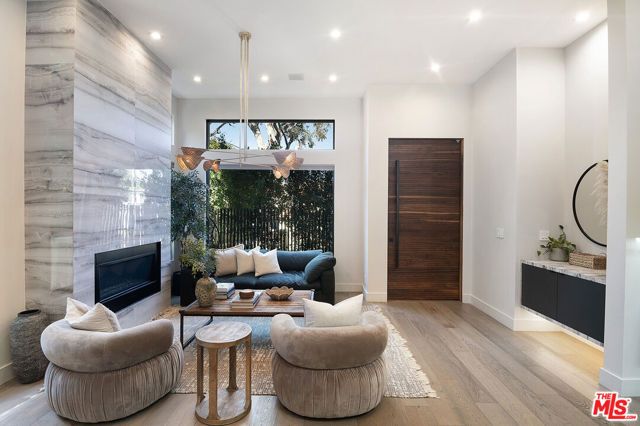 14840 Sutton Street, Sherman Oaks, CA 91403