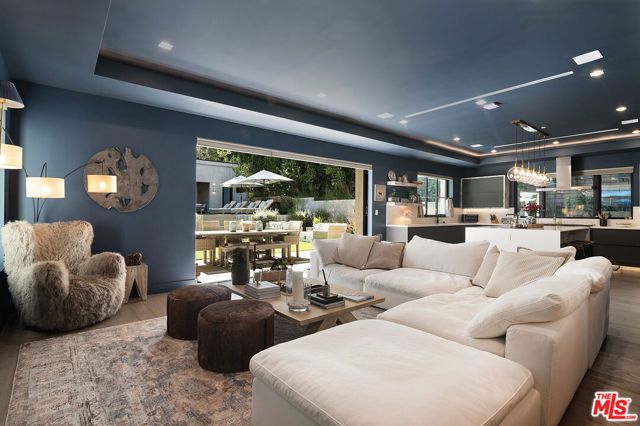 14840 Sutton Street, Sherman Oaks, CA 91403