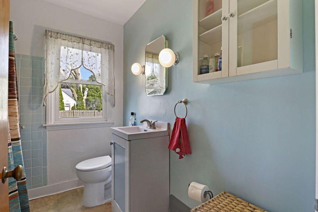 7821 22nd AVENUE, Kenosha, WI 53143