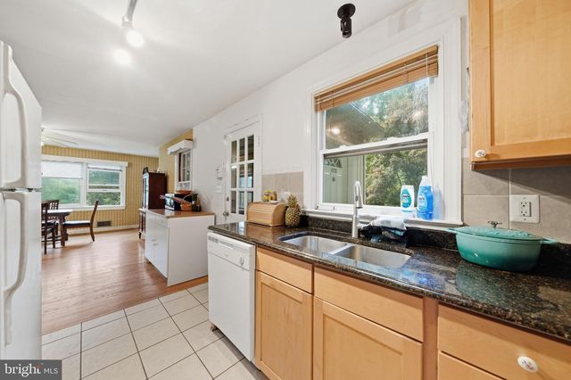 20801 NEW HAMPSHIRE AVE, Brookeville, MD 20833