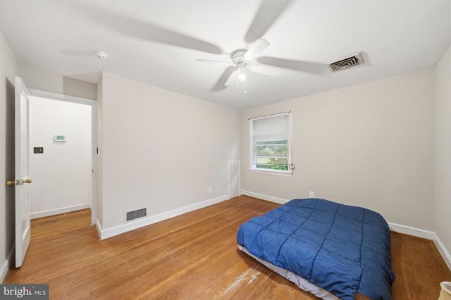 20801 NEW HAMPSHIRE AVE, Brookeville, MD 20833