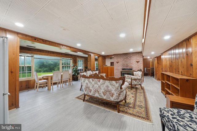 20801 NEW HAMPSHIRE AVE, Brookeville, MD 20833