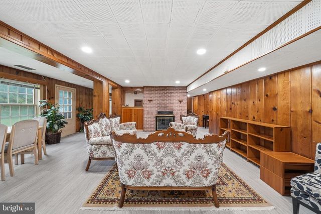 20801 NEW HAMPSHIRE AVE, Brookeville, MD 20833