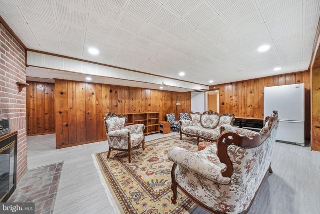 20801 NEW HAMPSHIRE AVE, Brookeville, MD 20833