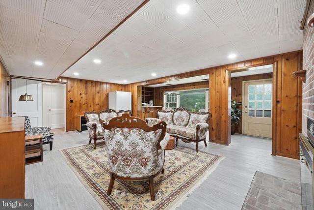 20801 NEW HAMPSHIRE AVE, Brookeville, MD 20833