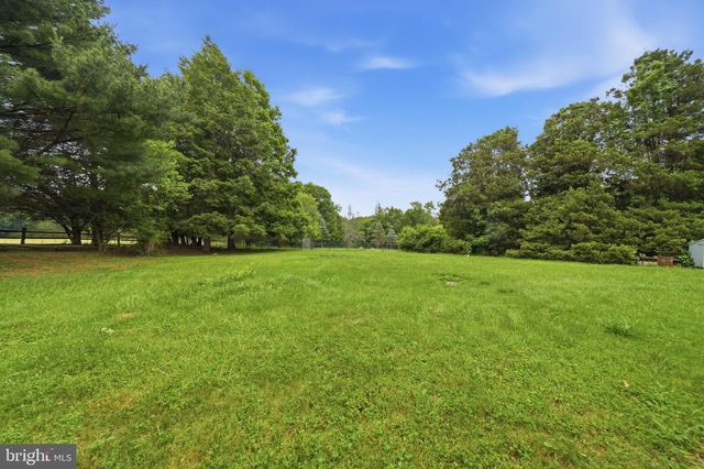 20801 NEW HAMPSHIRE AVE, Brookeville, MD 20833