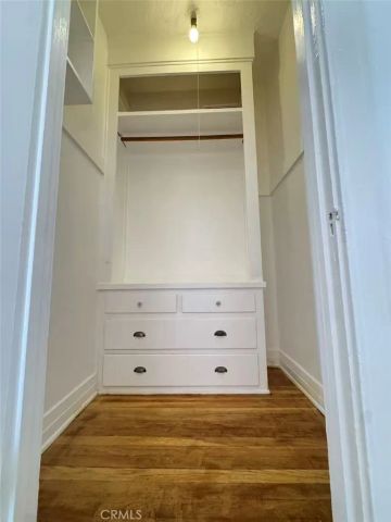 2121 James M Wood Boulevard 411, Los Angeles, CA 90006