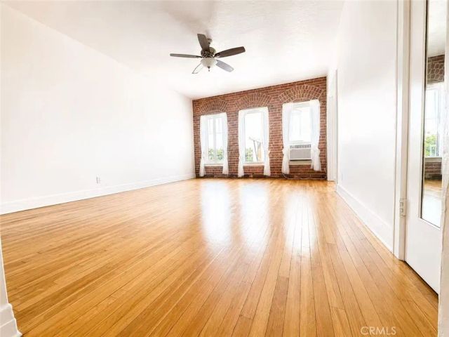 2121 James M Wood Boulevard 411, Los Angeles, CA 90006