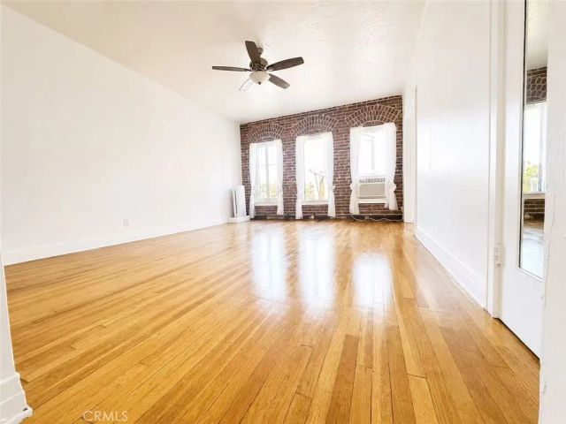 2121 James M Wood Boulevard 411, Los Angeles, CA 90006