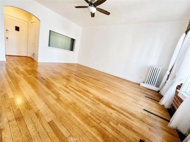 2121 James M Wood Boulevard 411, Los Angeles, CA 90006
