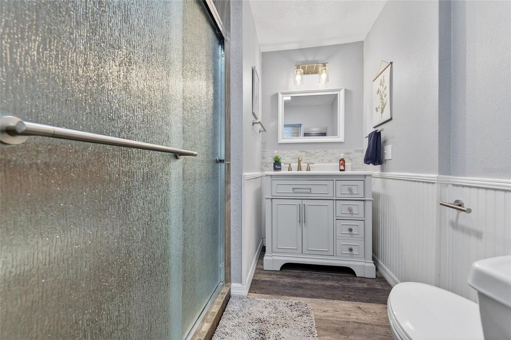 Image 21 of property listing at 1010 FERNALD STREET, Edgewater, FL 32132