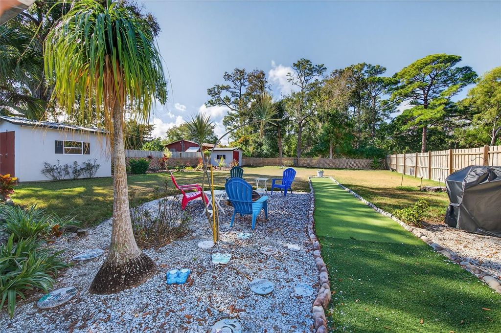 Image 30 of property listing at 1010 FERNALD STREET, Edgewater, FL 32132